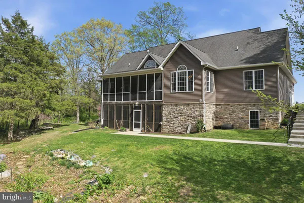 $699,900 | 201 Liberty Lane, Middletown, VA 22645