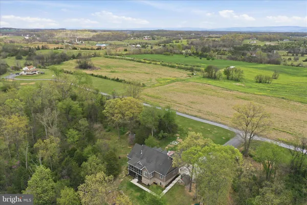 $699,900 | 201 Liberty Lane, Middletown, VA 22645