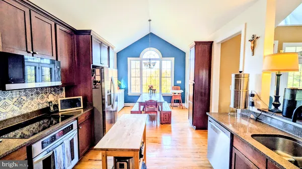 $699,900 | 201 Liberty Lane, Middletown, VA 22645
