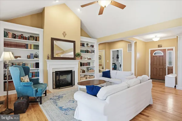 $699,900 | 201 Liberty Lane, Middletown, VA 22645