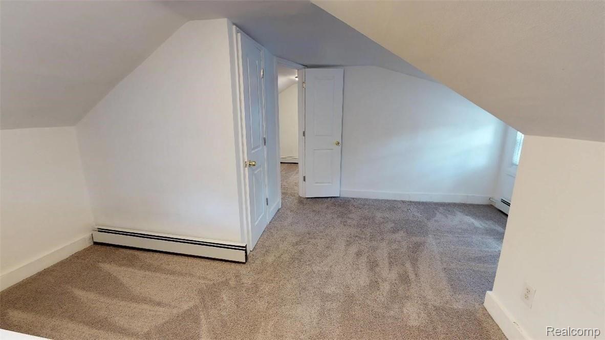 220 West Twelve Mile Road Royal Oak, MI 48073 - Photo 17 of 20 FGhGuTmsfbo - 08.24