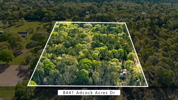 $299,000 | 8441 Adcock Acres Drive, Conroe, TX 77303