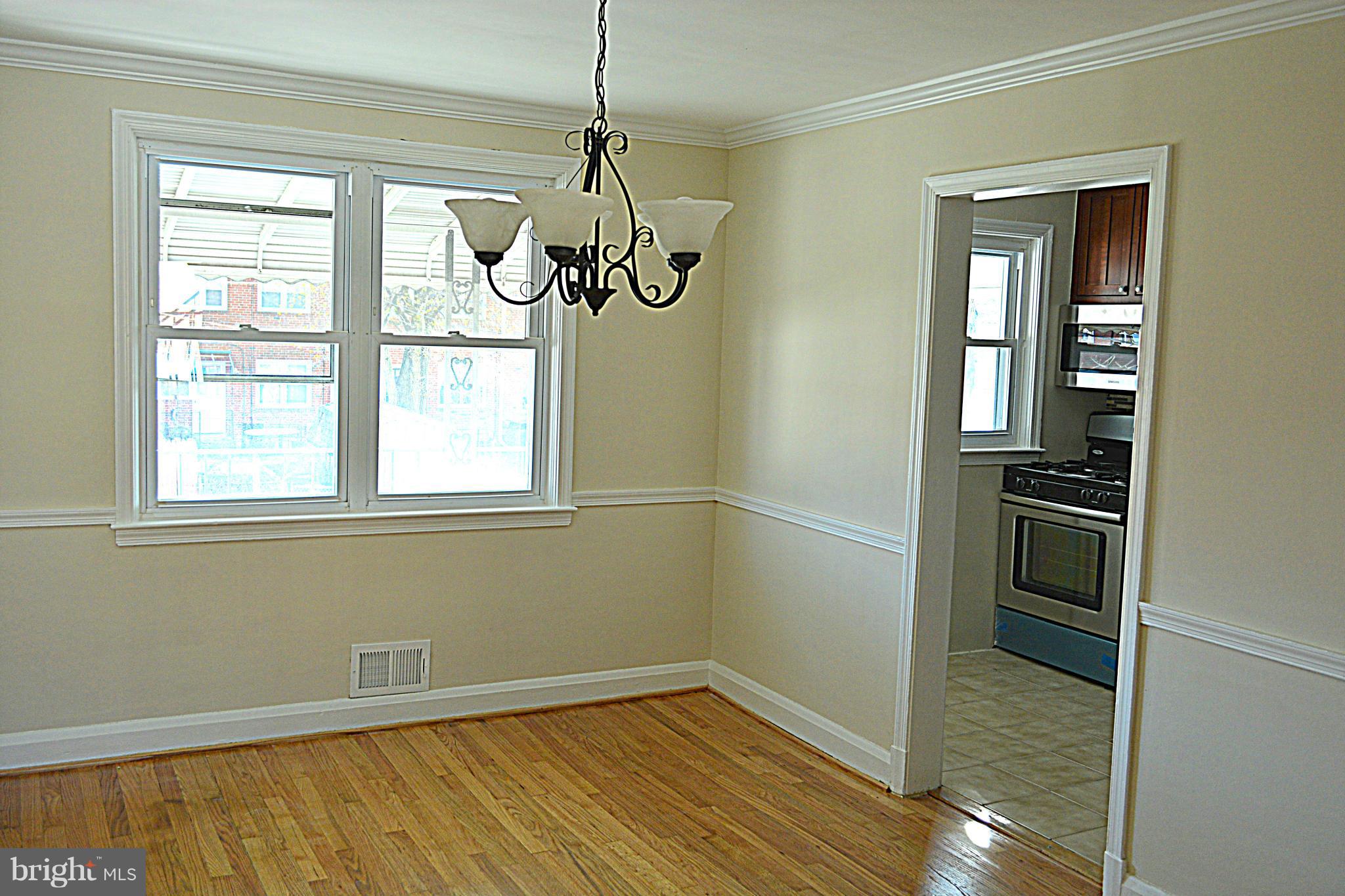 1151 Deanwood Road Baltimore, MD 21234 - Photo 4 of 14 Dining Room