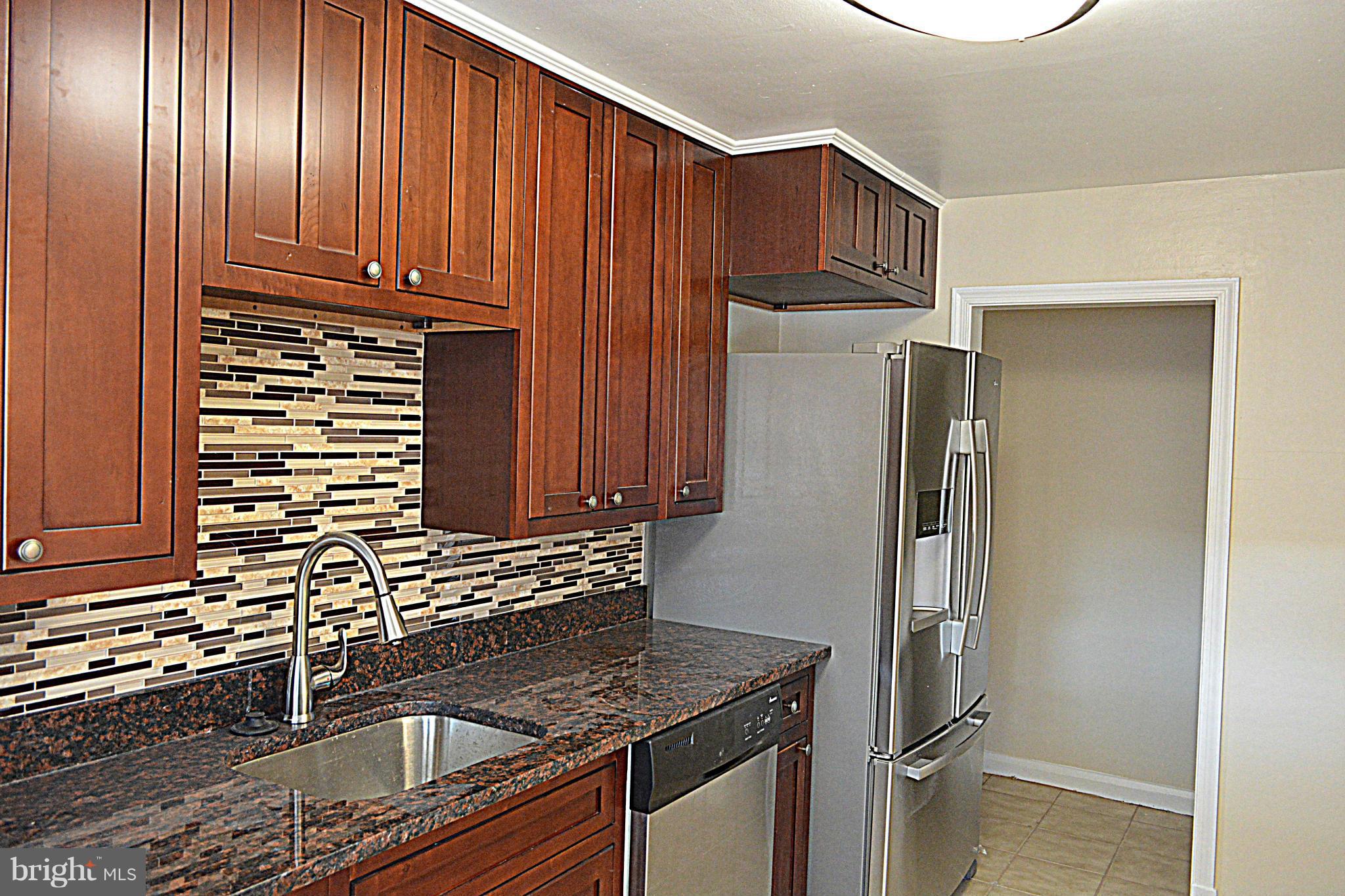 1151 Deanwood Road Baltimore, MD 21234 - Photo 6 of 14 Kitchen