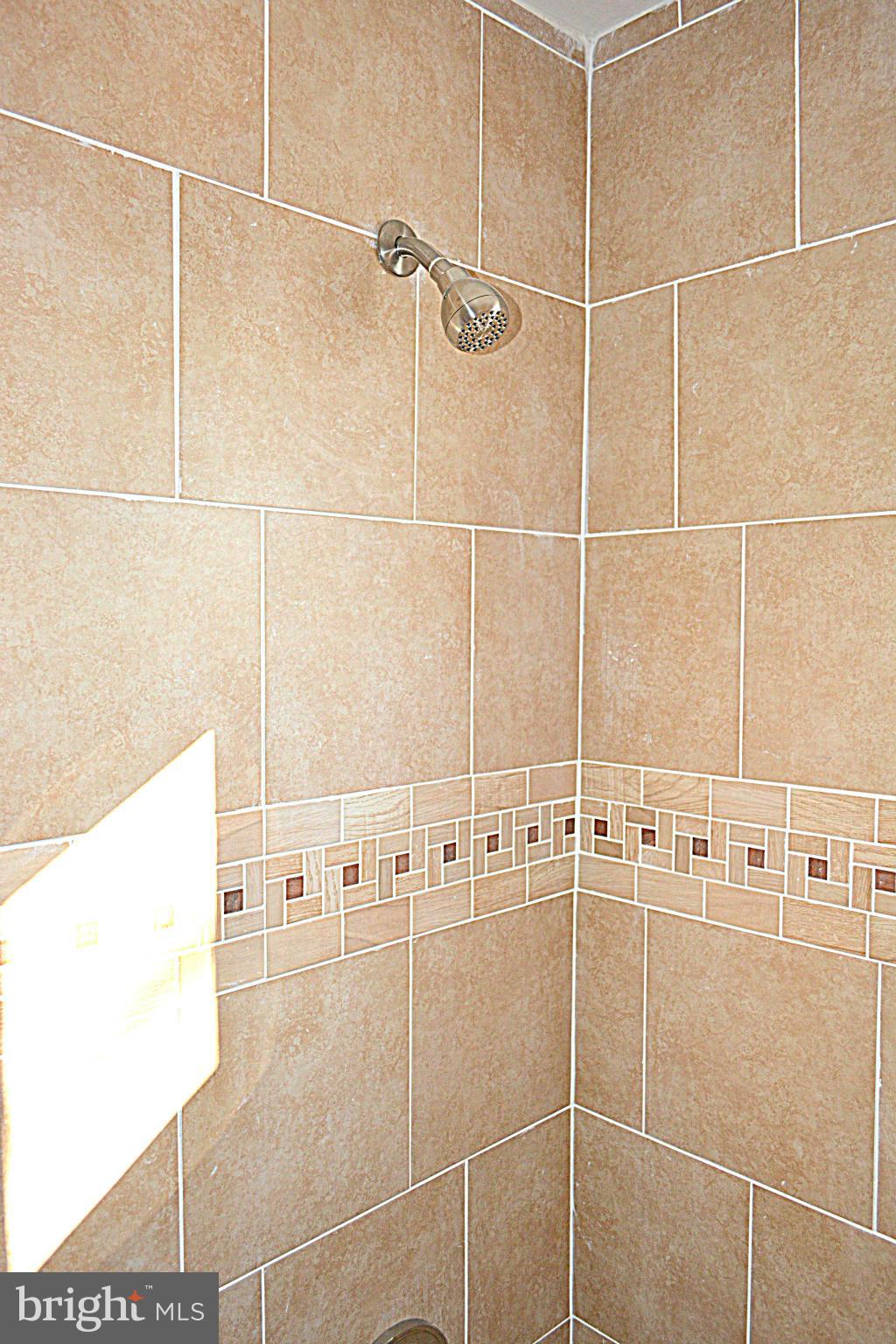 1151 Deanwood Road Baltimore, MD 21234 - Photo 10 of 14 Bath