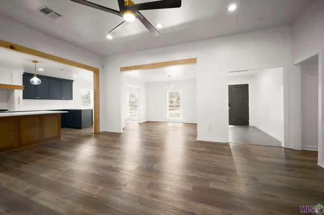 $2,300 | 15733 Woodwick Avenue, Baton Rouge, LA 70816