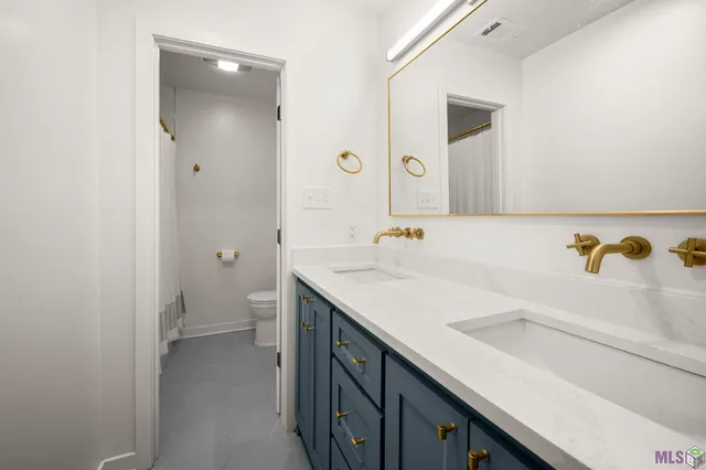 $2,300 | 15733 Woodwick Avenue, Baton Rouge, LA 70816