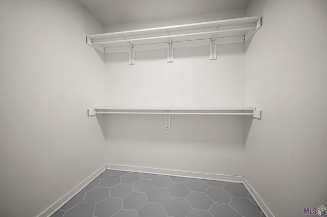 $2,300 | 15733 Woodwick Avenue, Baton Rouge, LA 70816