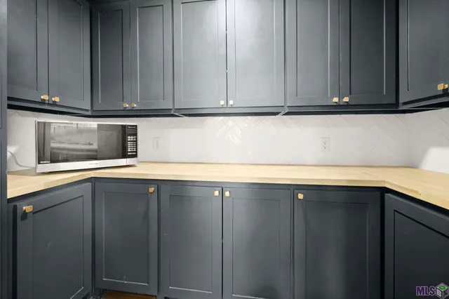 $2,300 | 15733 Woodwick Avenue, Baton Rouge, LA 70816