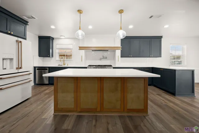 $2,300 | 15733 Woodwick Avenue, Baton Rouge, LA 70816