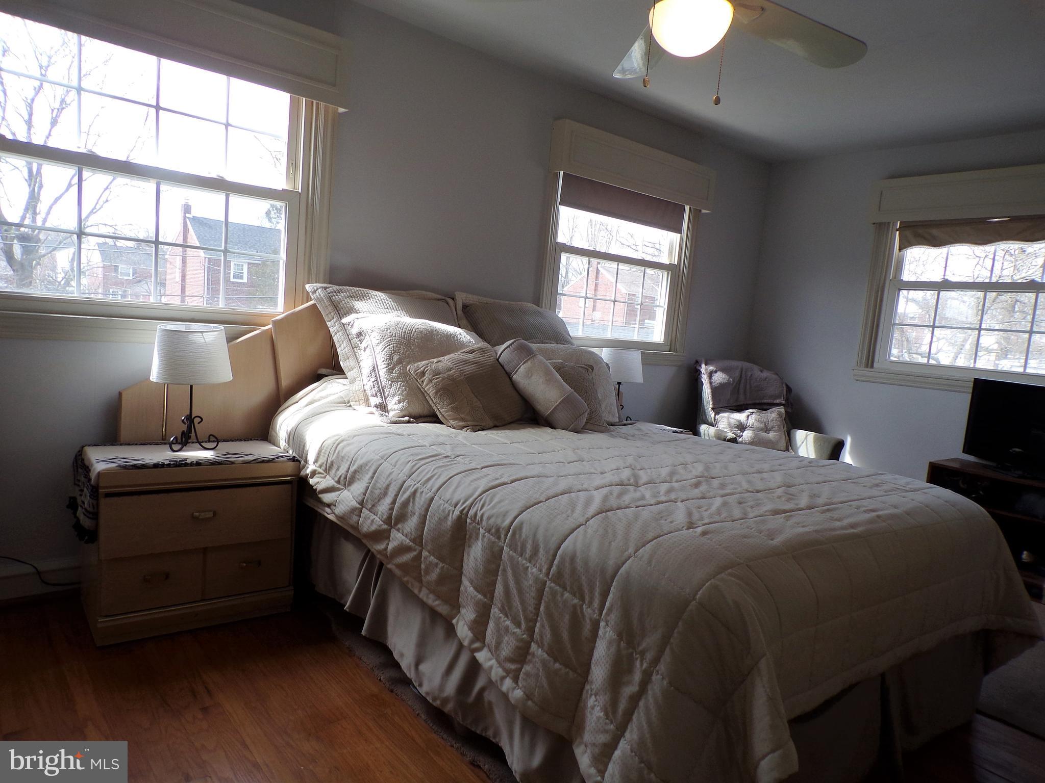 220 Rodmor Road Havertown, PA 19083 - Photo 13 of 23 Sun-filled rear bedroom ....