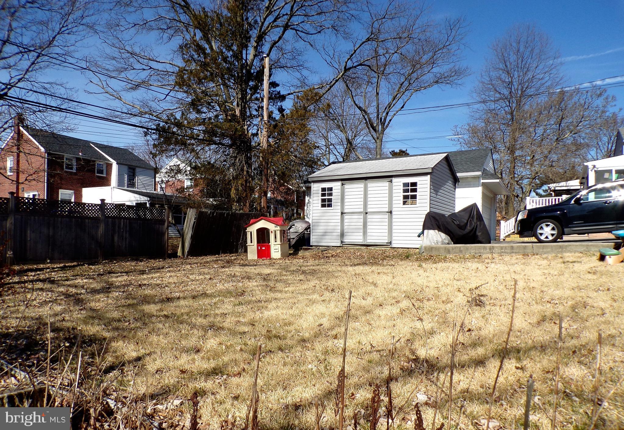 220 Rodmor Road Havertown, PA 19083 - Photo 21 of 23 Nice size rear yard!
