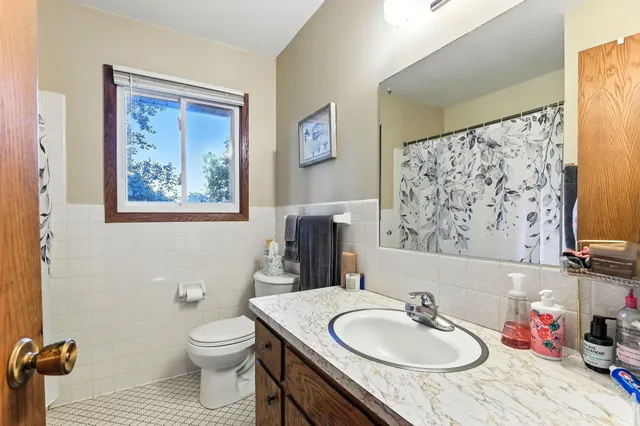 $495,000 | 505 Shadyside Circle, Hopkins, MN 55343