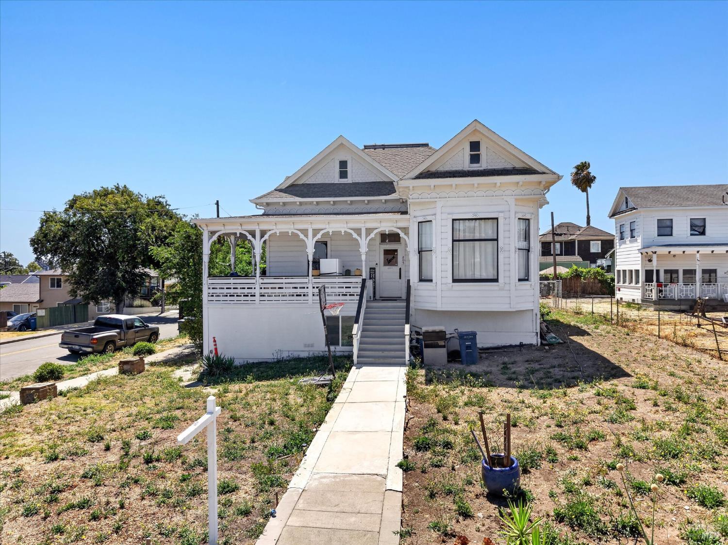205 South 2nd Street Rio Vista, CA 94571 - Photo 4 of 13