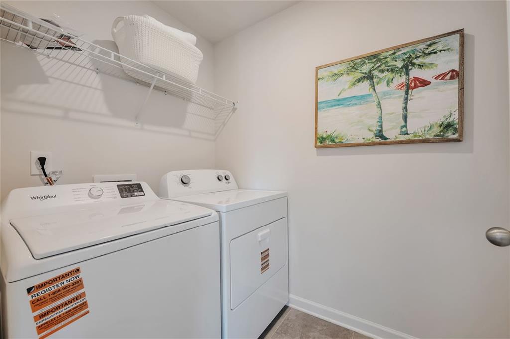156 Millers Lane Calhoun, GA 30701 - Photo 18 of 26 a utility room with dryer and washer