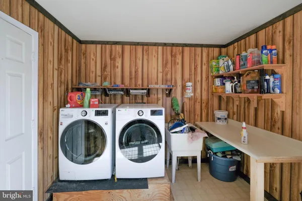 $540,000 | 180 Goldfinch Lane, Gore, VA 22637