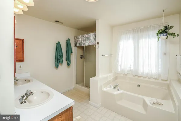 $540,000 | 180 Goldfinch Lane, Gore, VA 22637