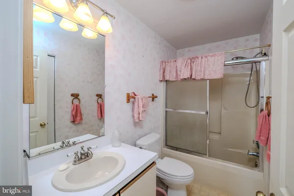 $540,000 | 180 Goldfinch Lane, Gore, VA 22637