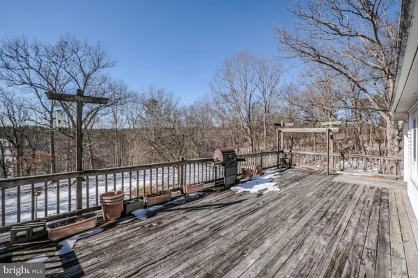 $540,000 | 180 Goldfinch Lane, Gore, VA 22637