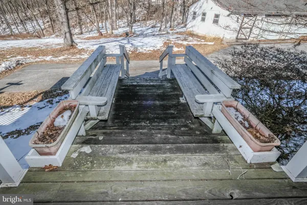 $540,000 | 180 Goldfinch Lane, Gore, VA 22637