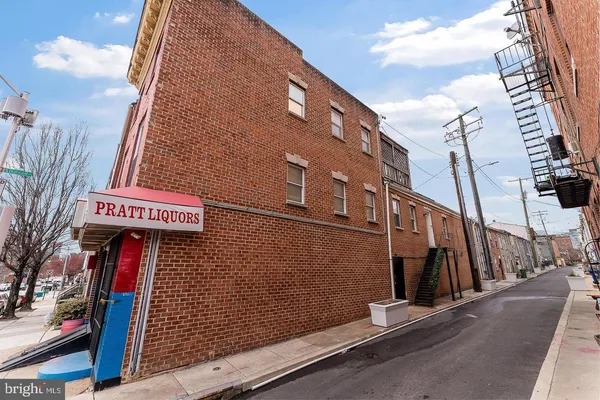 $2,500 | 1818 East Pratt Street, Unit A, Baltimore, MD 21231