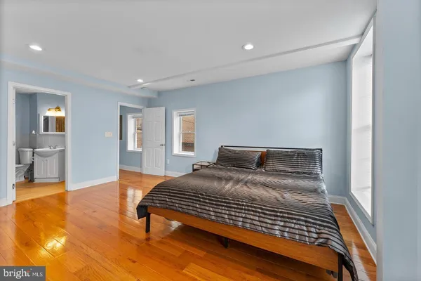 $2,500 | 1818 East Pratt Street, Unit A, Baltimore, MD 21231