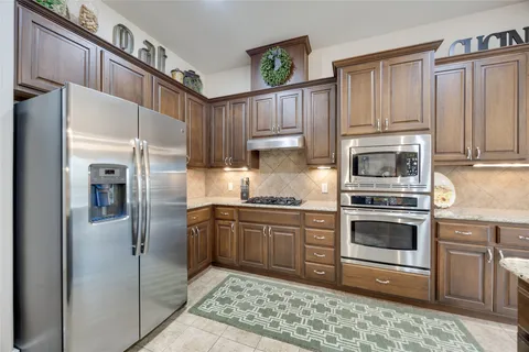 $739,000 | 7800 Southwest Parkway, Unit 412, Austin, TX 78735