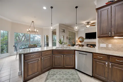 $739,000 | 7800 Southwest Parkway, Unit 412, Austin, TX 78735