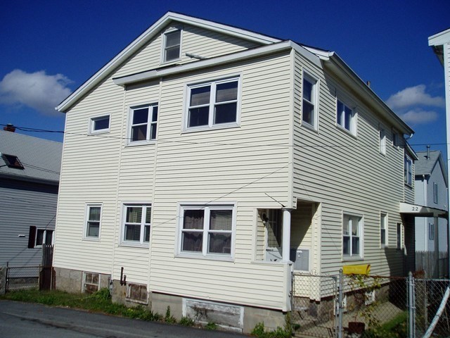 22 Sachem Street Fall River, MA 02724 - Photo 1 of 11 a front view of a house