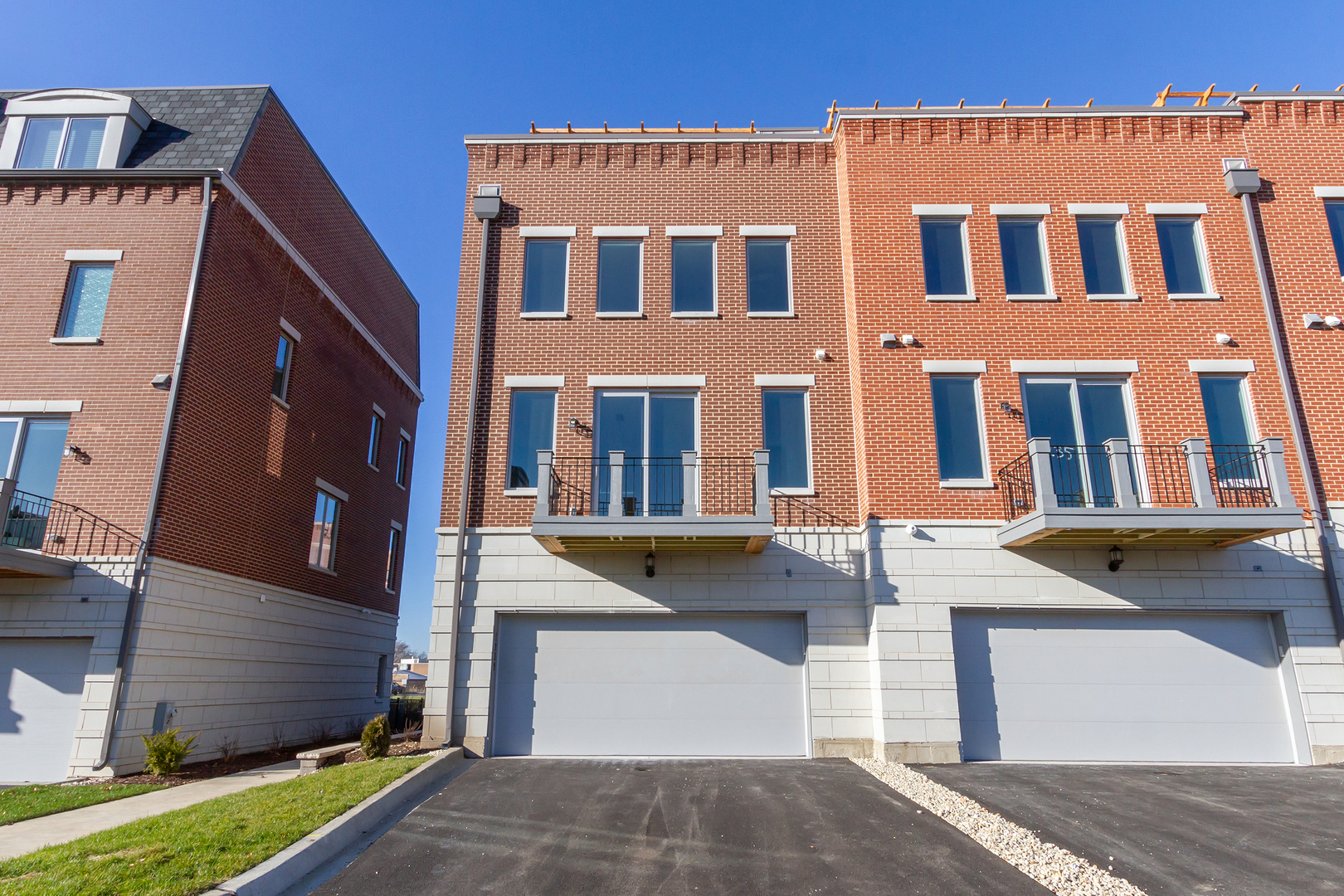 1239 Shermer Road Northbrook, IL 60062 - Photo 24 of 25 a front view of a building