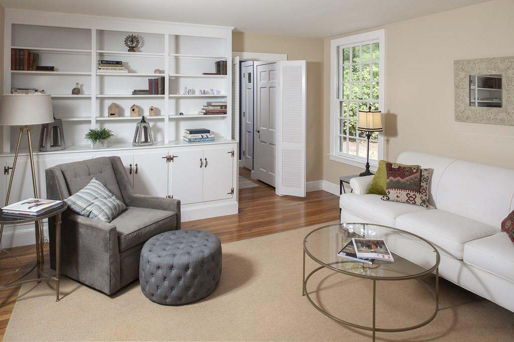 216 Converse Road Marion, MA 02738 - Photo 4 of 22 Gallery Image 4