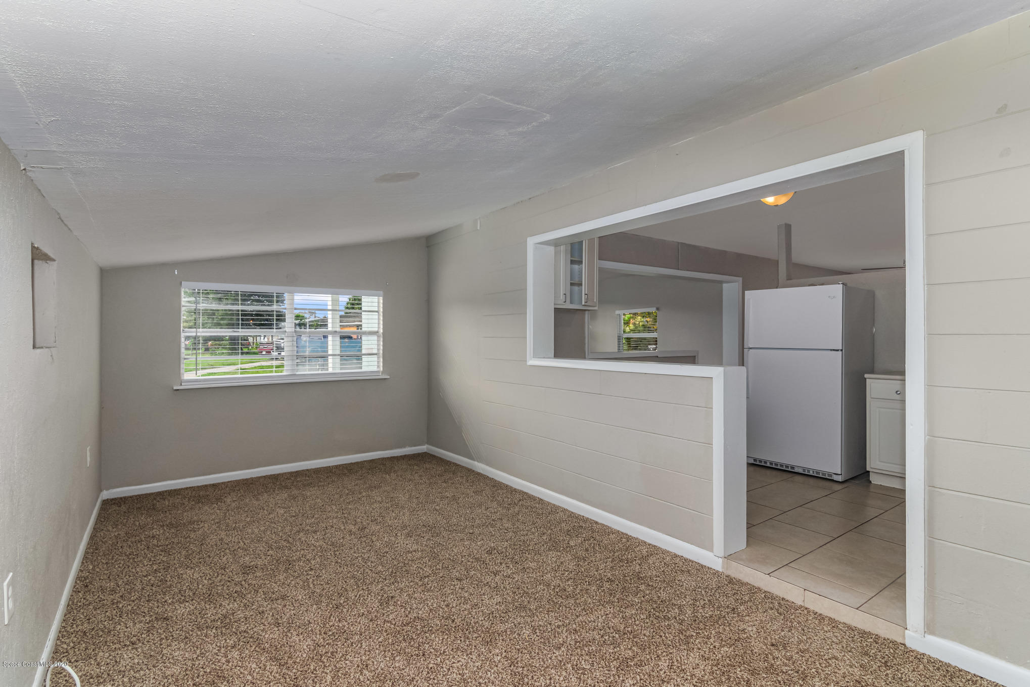 2226 Warwick Road Melbourne, FL 32935 - Photo 12 of 23 DSC_0022