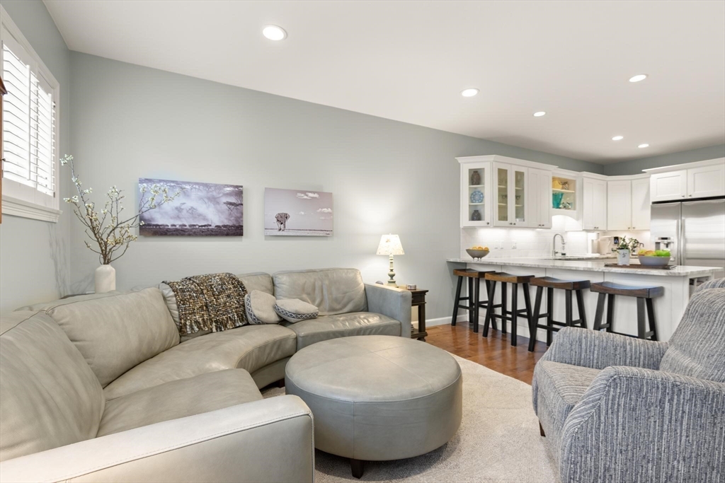 72 Putnam Street, Unit 72 Needham, MA 02494 - Photo 14 of 38