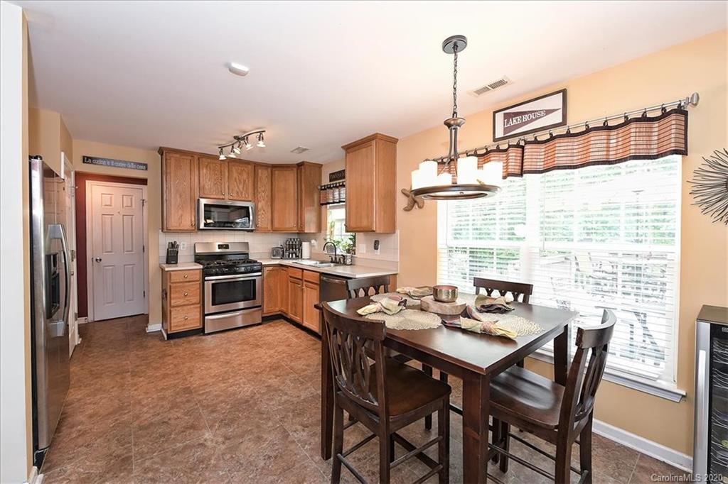 7692 Black Hawk Lane Tega Cay, SC 29708 - Photo 11 of 35 Gallery Image 11