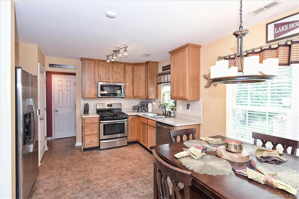7692 Black Hawk Lane Tega Cay, SC 29708 - Photo 13 of 35 Gallery Image 13