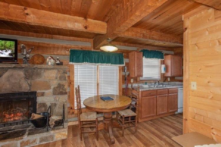 1784 Blue Ridge Road Sevierville, TN 37876 - Photo 4 of 15 trails-end-dining-space-600x400