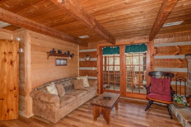1784 Blue Ridge Road Sevierville, TN 37876 - Photo 5 of 15 trails-end-living-room-seating-600x400