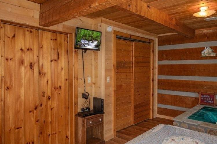 1784 Blue Ridge Road Sevierville, TN 37876 - Photo 9 of 15 trails-end-bedroom-amenities-600x400 (1)
