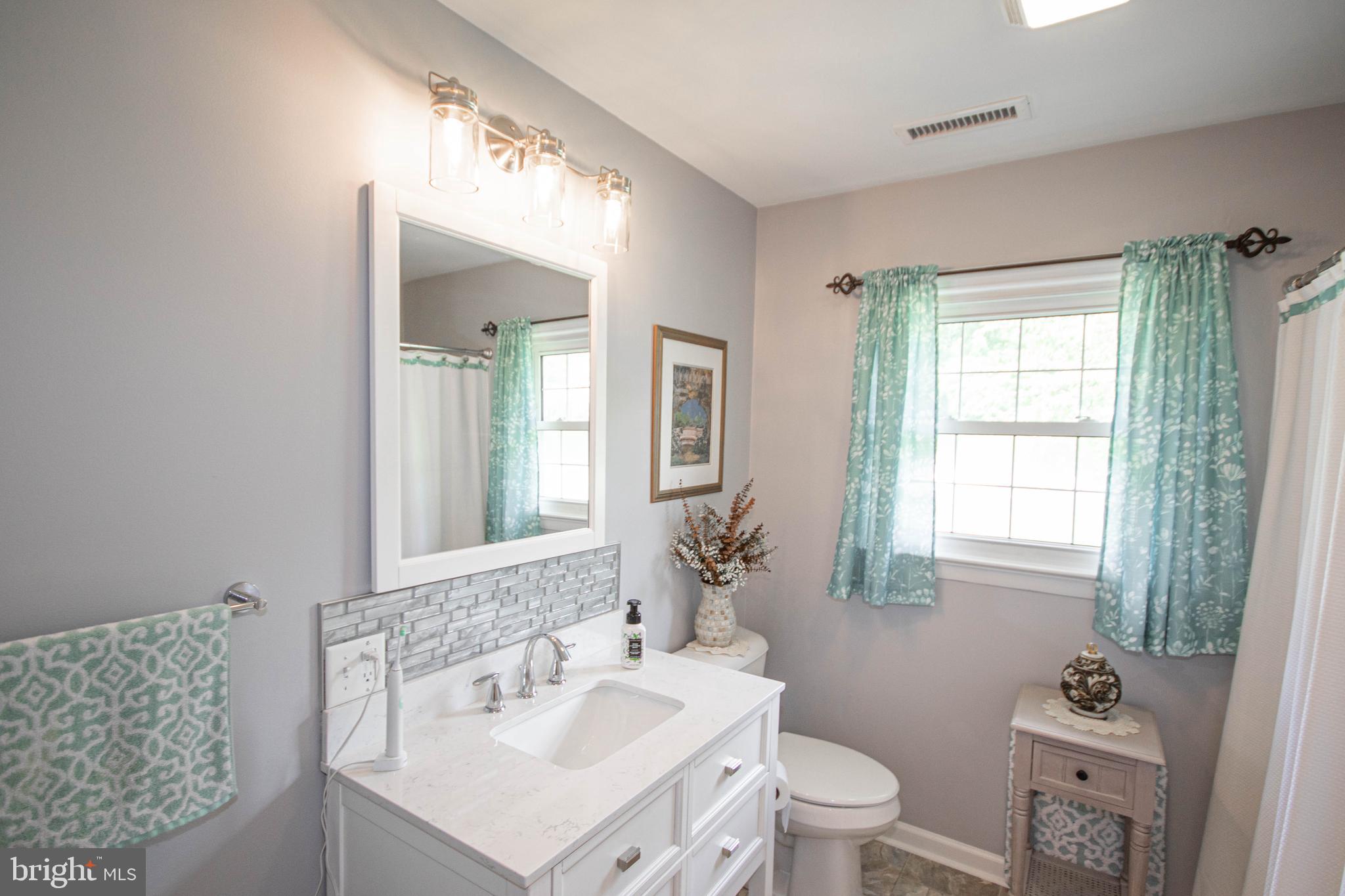 3239 Boone Road Crisfield, MD 21817 - Photo 24 of 59 Hall bath is bright