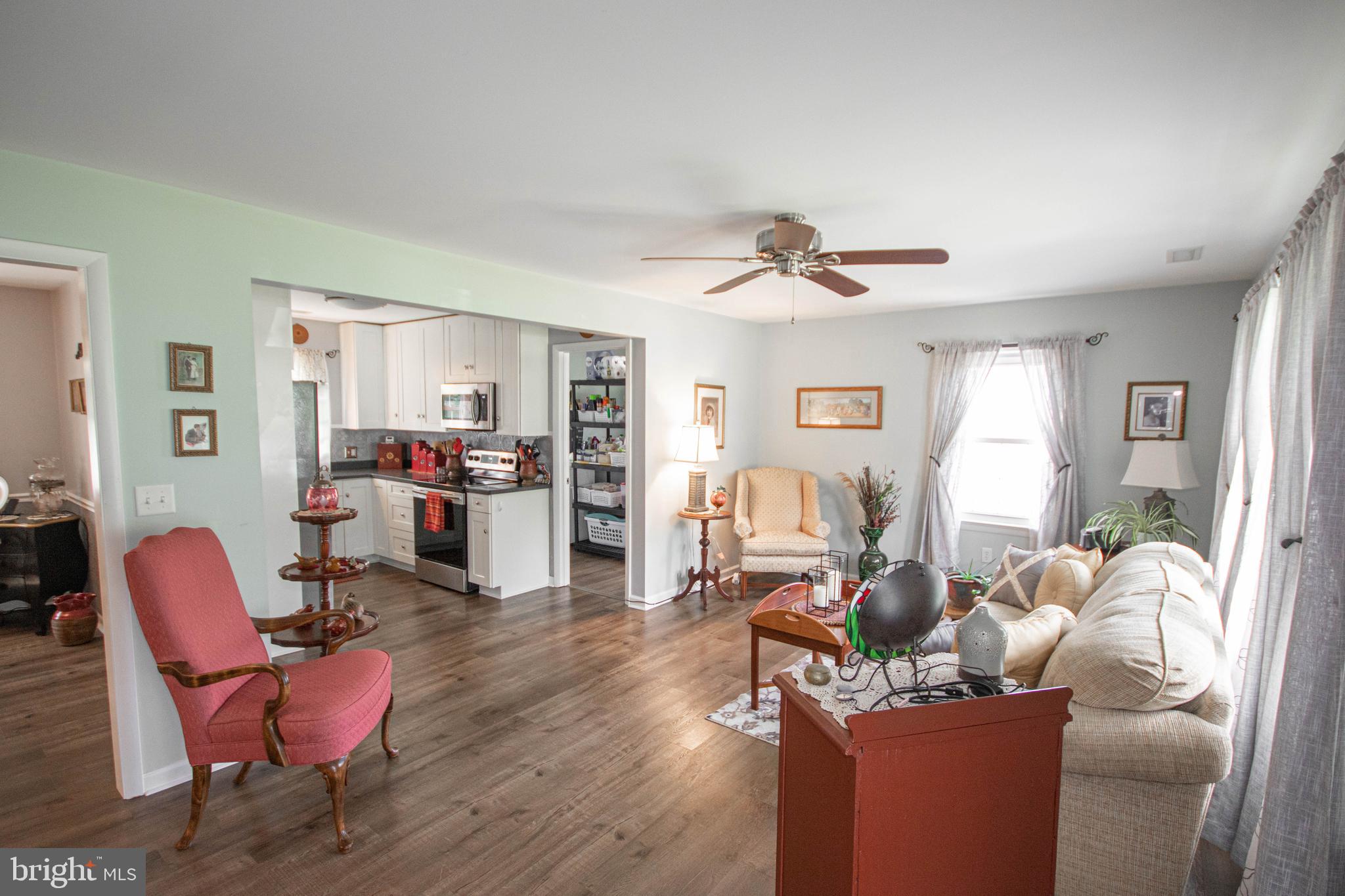 3239 Boone Road Crisfield, MD 21817 - Photo 8 of 59 Entering the front door to a spacious living room.
