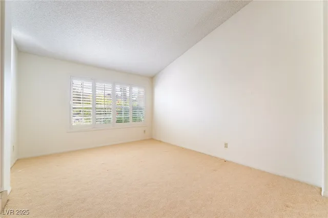 $540,000 | 313 Vallarte Drive, Henderson, NV 89014