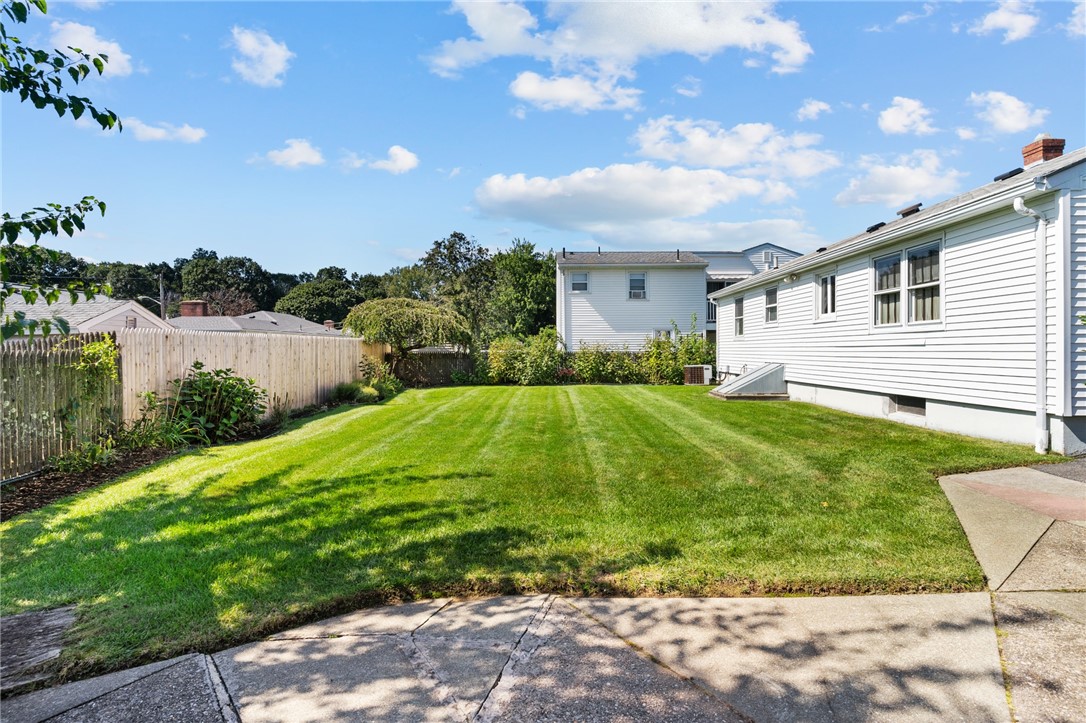 12 Meriline Street Johnston, RI 02919 - Photo 15 of 16