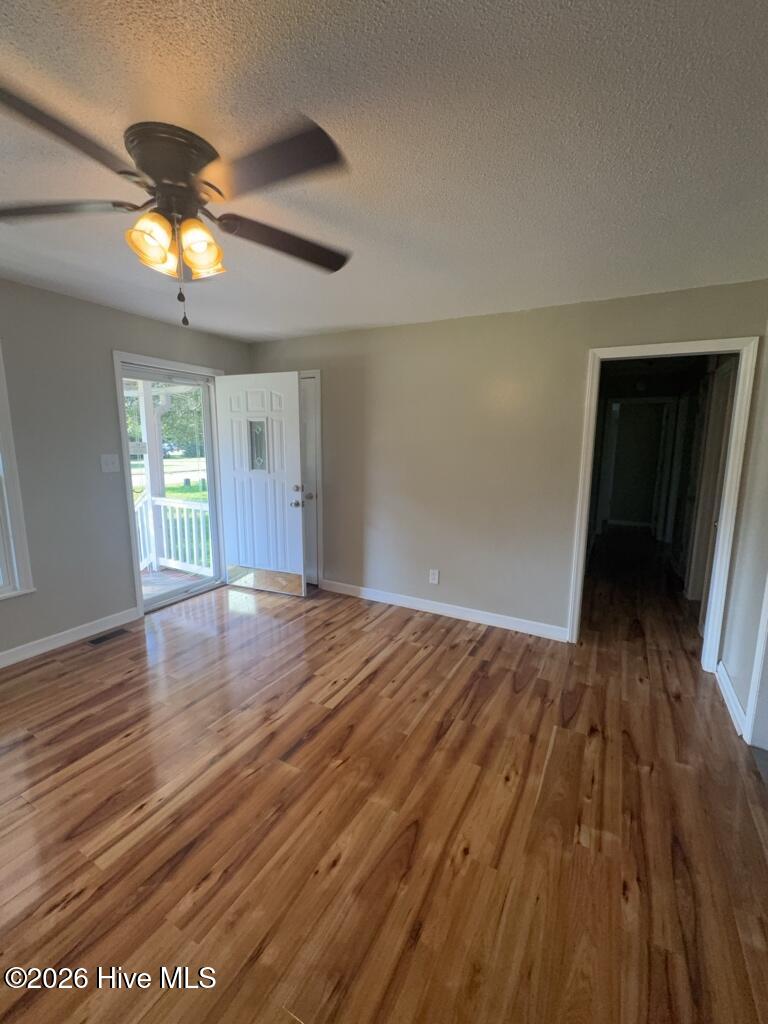 2530 Country Club Road Jacksonville, NC 28546 - Photo 3 of 15 Gallery Image 3