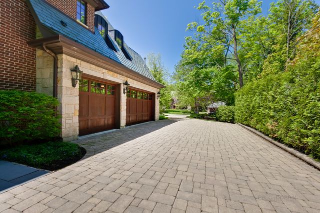 a view of backyard with green space