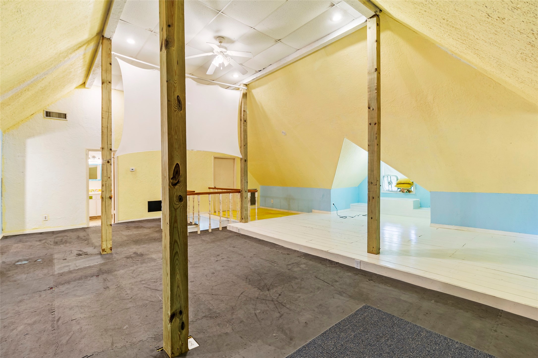 38 Darrell White Road Huntsville, TX 77340 - Photo 23 of 49