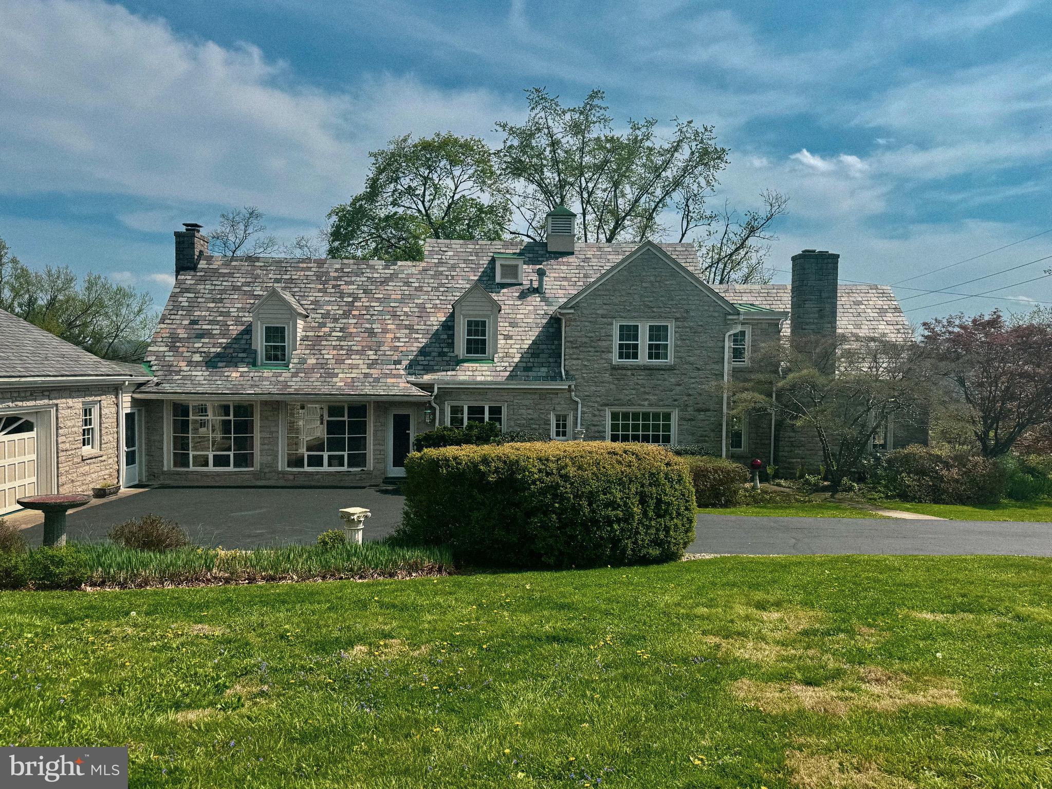 2251 Moore Street Huntingdon, PA 16652 - Photo 5 of 106