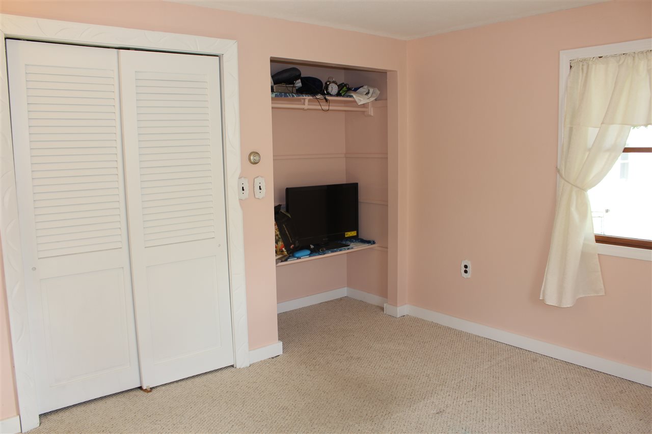 136 Exeter Road Epping, NH 03042 - Photo 24 of 35
