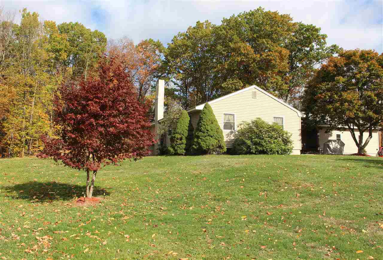 136 Exeter Road Epping, NH 03042 - Photo 6 of 35