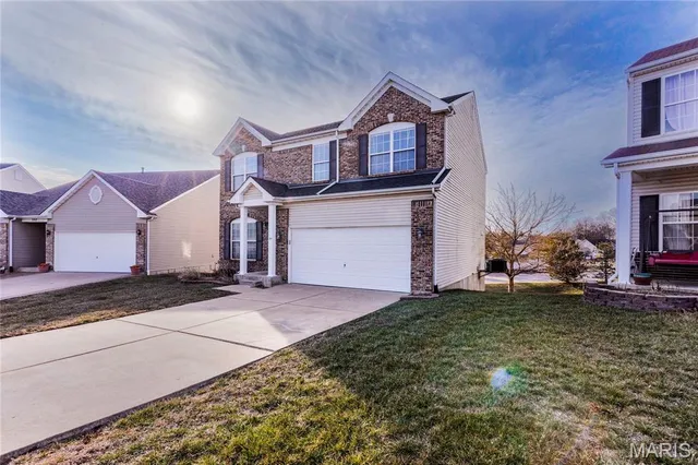 $425,000 | 551 Fortress Court, St. Charles, MO 63303