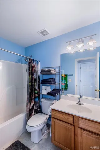 $425,000 | 551 Fortress Court, St. Charles, MO 63303